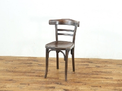 �C�M���X���n�̃J�t�F�ɂ��肻���� �x���g�E�b�h�`�F�A 80530c