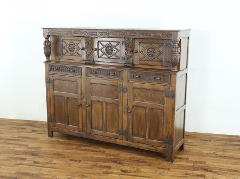 アンティークキャビネット・アンティークサイドボードのページ