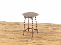 �@�ׂȕ��͋C �x�b�h�T�C�h�ɂ� �X���[���e�[�u�� 80742