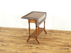 美しい彫刻と独特なサイズのバタフライテーブル 58126